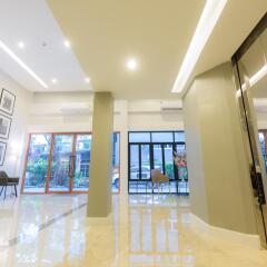 Metro Hotel интерьер отеля