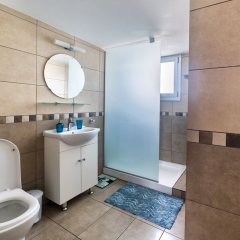 Pebble Beach Holiday Apartments in Limassol, Cyprus from 153$, photos, reviews - zenhotels.com bathroom