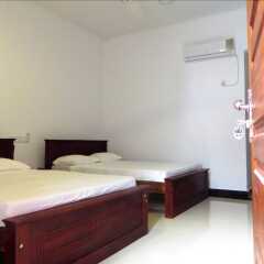 Отель Sunsung Chiththa Holiday Resort сейф в номере