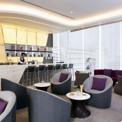 Отель Mercure Bangkok Siam гостиничный бар
