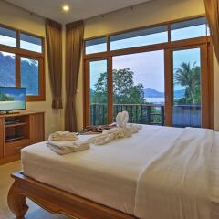 Отель Patong Hill Estate 8 комната для гостей фото 5