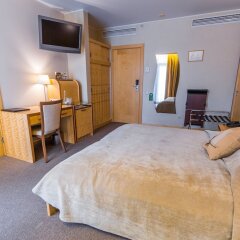 Отель Royal Square Hotel & Suites Латвия, Рига - 4 отзыва об отеле, цены и фото номеров - забронировать отель Royal Square Hotel & Suites онлайн комната для гостей фото 2