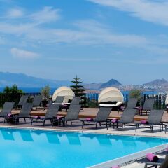Отель Ramada Resort Bodrum бассейн фото 3