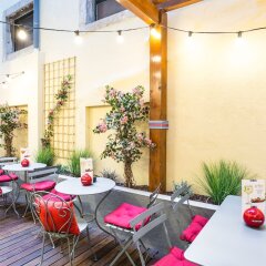 Отель The Lift Boutique Hotel Португалия, Лиссабон - отзывы, цены и фото номеров - забронировать отель The Lift Boutique Hotel онлайн бассейн фото 2