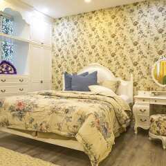 Апартаменты 1BR Victorian Apartment River View D7 Хошимин комната для гостей фото 2