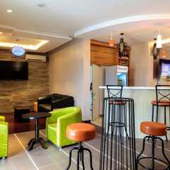 World Lilies Hotel & Events Place гостиничный бар