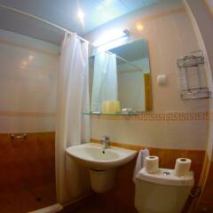 Park Hotel Kini- All Incusive ванная