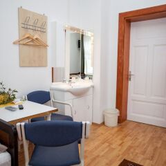 Space School & Online Hotel удобства в номере