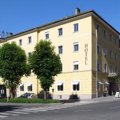 Отель Altstadt Hotel Hofwirt Salzburg Австрия, Зальцбург - 1 отзыв об отеле, цены и фото номеров - забронировать отель Altstadt Hotel Hofwirt Salzburg онлайн вид на фасад