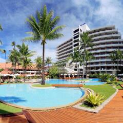 Patong Beach Hotel пляж