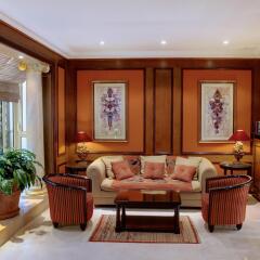 Отель Best Western Hôtel de Neuville интерьер отеля