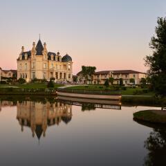 Отель Chateau Hotel and Spa Grand Barrail Франция, Сент-Эмильон - отзывы, цены и фото номеров - забронировать отель Chateau Hotel and Spa Grand Barrail онлайн приотельная территория
