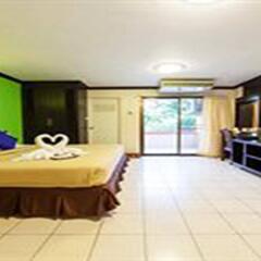 Отель Grand Mandarin Residence Бангкок комната для гостей фото 5