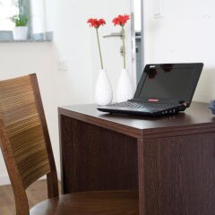 Hostel Koln Кёльн удобства в номере