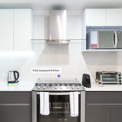 Отель 2BR Condesa Apt Just Steps From Parque Mexico Мехико в номере