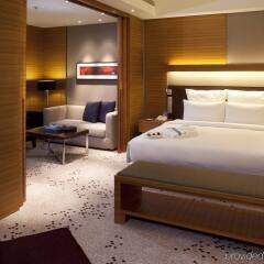 Отель Radisson Blu Hotel Cebu Филиппины, Лапу-Лапу - 1 отзыв об отеле, цены и фото номеров - забронировать отель Radisson Blu Hotel Cebu онлайн комната для гостей фото 2