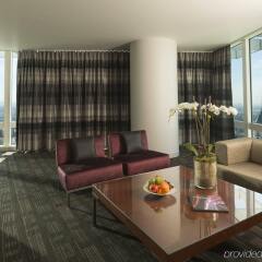 Loews Hollywood Hotel комната для гостей фото 3