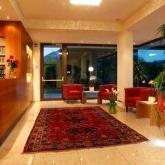 Hotel Girlanerhof Аппиано-сулла-Страда-дель-Вино интерьер отеля фото 2