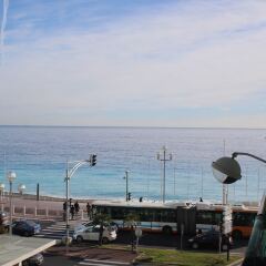 Отель Nice Booking - Emeraude Balcon Vue mer пляж