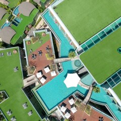 Отель Crest Resort & Pool Villas спортивное сооружение