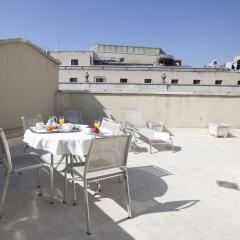 Отель Hostal INTER Puerta del Sol балкон