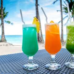 Отель Microtel by Wyndham Boracay Филиппины, остров Боракай - 1 отзыв об отеле, цены и фото номеров - забронировать отель Microtel by Wyndham Boracay онлайн бассейн фото 3