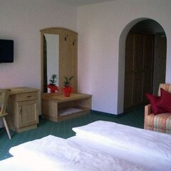 Hotel Weger Тироло комната для гостей фото 5