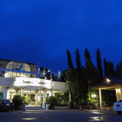 Windmill Resort Hotel Pattaya вид на фасад фото 2