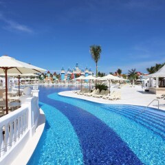 Отель Fantasia Bahia Principe Punta Cana - All Inclusive Доминикана, Пунта Кана - отзывы, цены и фото номеров - забронировать отель Fantasia Bahia Principe Punta Cana - All Inclusive онлайн бассейн фото 2