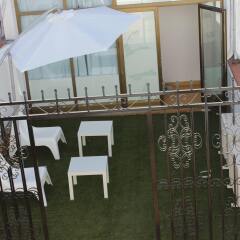Отель Hostal Falfes балкон