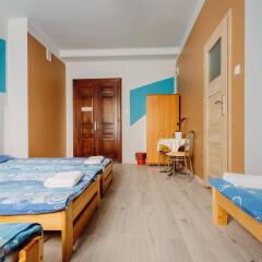 Отель Tara Hostel Польша, Краков - отзывы, цены и фото номеров - забронировать отель Tara Hostel онлайн комната для гостей фото 3