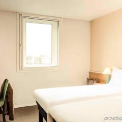 Отель ibis Paris Porte De Bercy Франция, Шарантон-ле-Пон - 1 отзыв об отеле, цены и фото номеров - забронировать отель ibis Paris Porte De Bercy онлайн комната для гостей фото 2