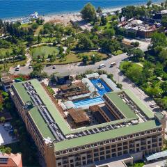 Отель Crystal De Luxe Resort & Spa – All Inclusive бассейн фото 3