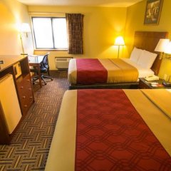Econo Lodge in River Falls, United States of America from 98$, photos, reviews - zenhotels.com guestroom photo 2