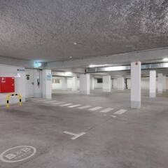 B&B Hotel Dusseldorf - Hbf парковка