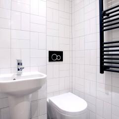 Апартаменты Valet Apartments Golden Square ванная фото 2