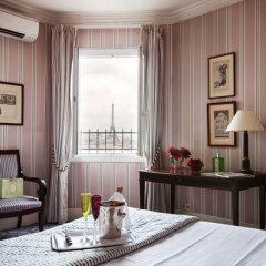 Отель Maison Astor Paris, Curio Collection by Hilton в номере