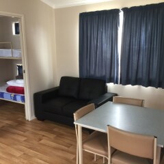 Отель Clarence Head Caravan Park Австралия, Илука - отзывы, цены и фото номеров - забронировать отель Clarence Head Caravan Park онлайн комната для гостей фото 4