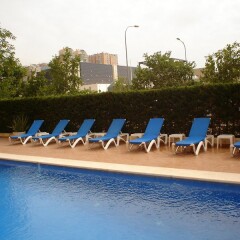 Отель Holiday Inn Express Ciudad de las Ciencias Испания, Валенсия - 1 отзыв об отеле, цены и фото номеров - забронировать отель Holiday Inn Express Ciudad de las Ciencias онлайн бассейн фото 3