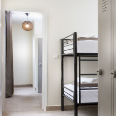 Enjoy Hostel сейф в номере