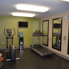 Отель Country Inn & Suites by Radisson, Frederick, MD фитнесс-зал