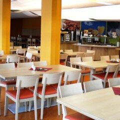 Отель JUFA Hotel Salzburg Австрия, Зальцбург - 1 отзыв об отеле, цены и фото номеров - забронировать отель JUFA Hotel Salzburg онлайн бассейн фото 2
