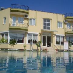 Minta Apart Hotel бассейн