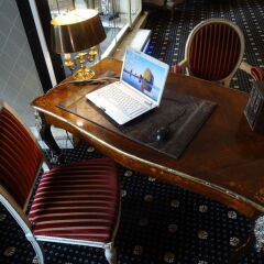 Отель Hôtel Claridge балкон