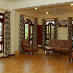 Отель Vardan Resort n' Apartment Непал, Покхара - отзывы, цены и фото номеров - забронировать отель Vardan Resort n' Apartment онлайн фитнесс-зал фото 2