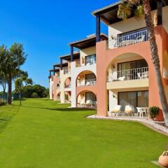 Отель Four Seasons Vilamoura Португалия, Пешао - отзывы, цены и фото номеров - забронировать отель Four Seasons Vilamoura онлайн спортивное сооружение