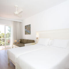 Hotel Castell dels Hams комната для гостей фото 3