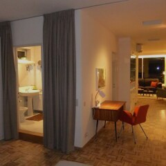 Отель Fuths Loft Penthouse 85 Бельгия, Антверпен - отзывы, цены и фото номеров - забронировать отель Fuths Loft Penthouse 85 онлайн комната для гостей фото 2