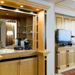 Отель Okura Amsterdam Нидерланды, Амстердам - 1 отзыв об отеле, цены и фото номеров - забронировать отель Okura Amsterdam онлайн удобства в номере фото 2