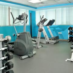 Отель Tulip Inn Sharjah фитнесс-зал